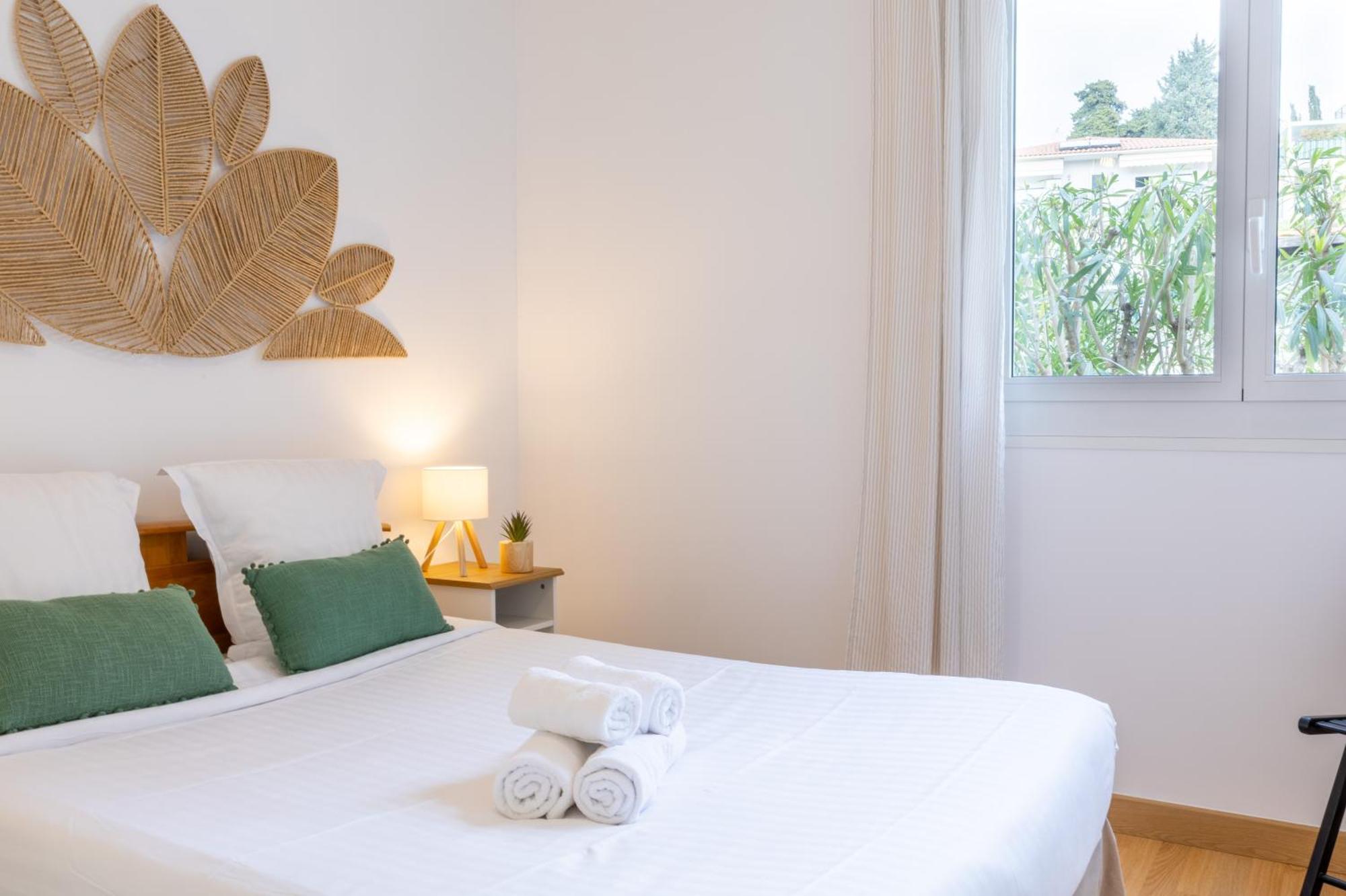 Les Glycines Apartment Menton Exterior photo